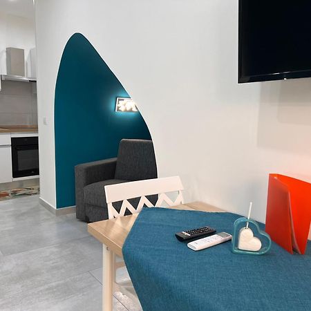 Holiday Home Number 8 Napoli Dış mekan fotoğraf