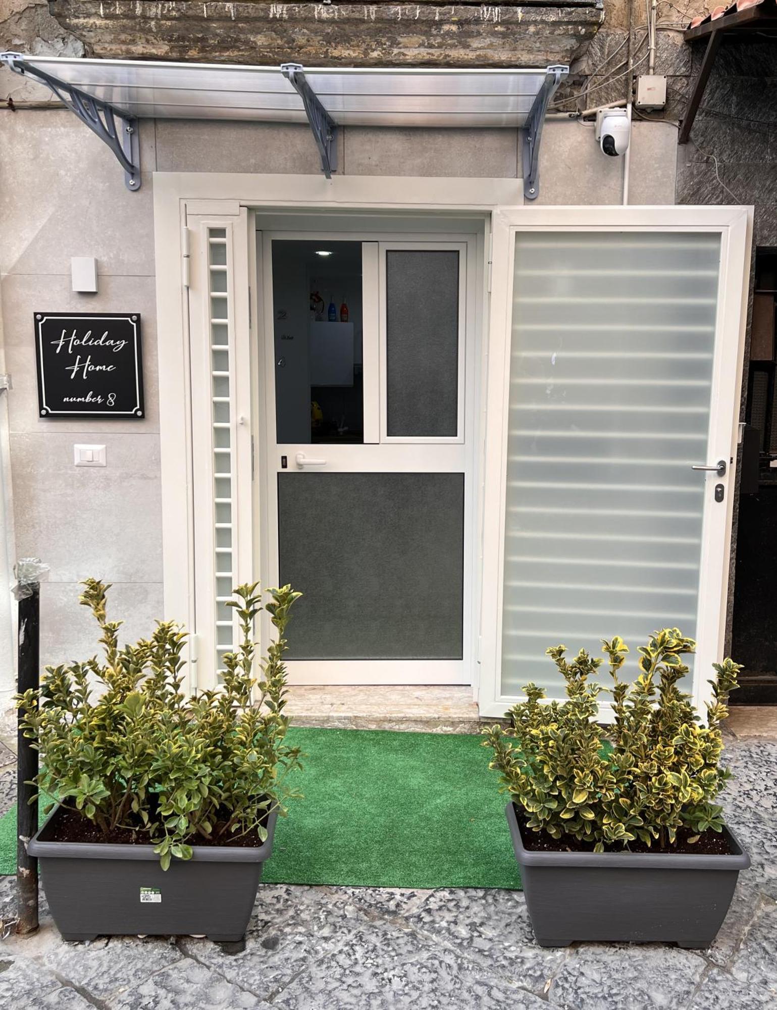 Holiday Home Number 8 Napoli Dış mekan fotoğraf